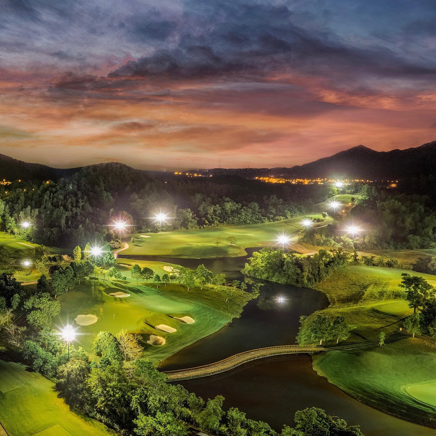 越南峴港豪華高爾夫之旅